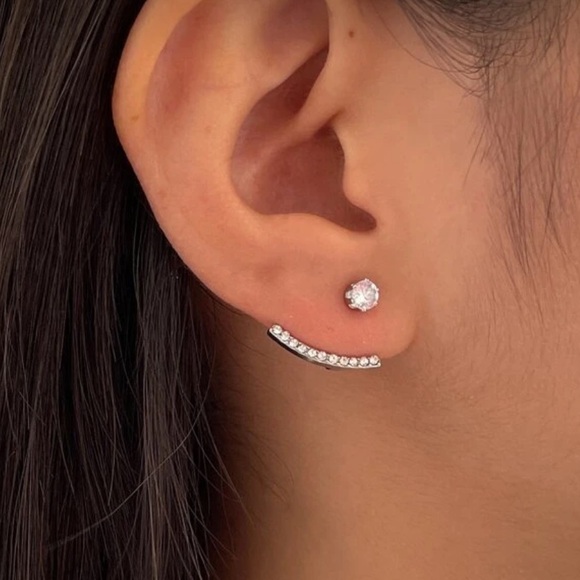 Jewelry - Sparkling Silver Crystal Earrings